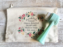 Load image into Gallery viewer, Women's Simple 3- Step Facial Regimen (2 free gifts while supplies last)