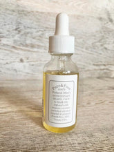 Load image into Gallery viewer, Men's Antioxidant Beard, Face & Hair Oil. (3 in 1 serum)