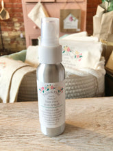 Load image into Gallery viewer, Bug Spray (deet free- 2oz)