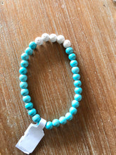 Load image into Gallery viewer, Turquoise Essential Oil Diffuser Bracelet
