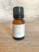 Load image into Gallery viewer, Clove Essential Oil

